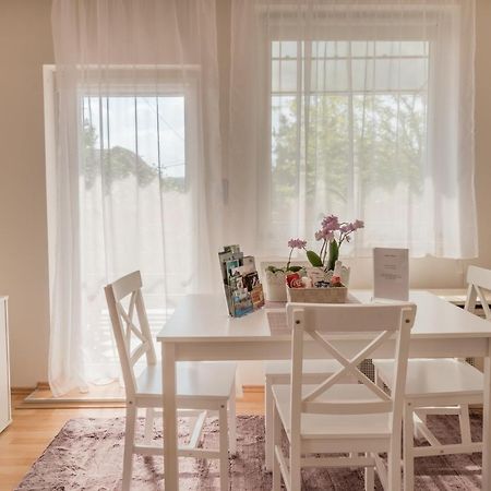 Lianne Apartman ميسكولك المظهر الخارجي الصورة