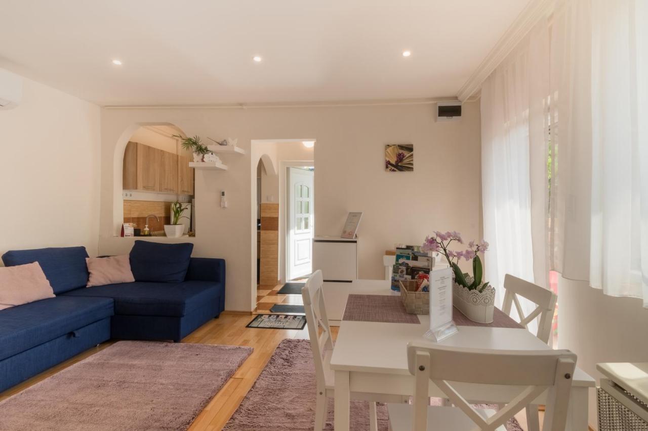 Lianne Apartman ميسكولك المظهر الخارجي الصورة